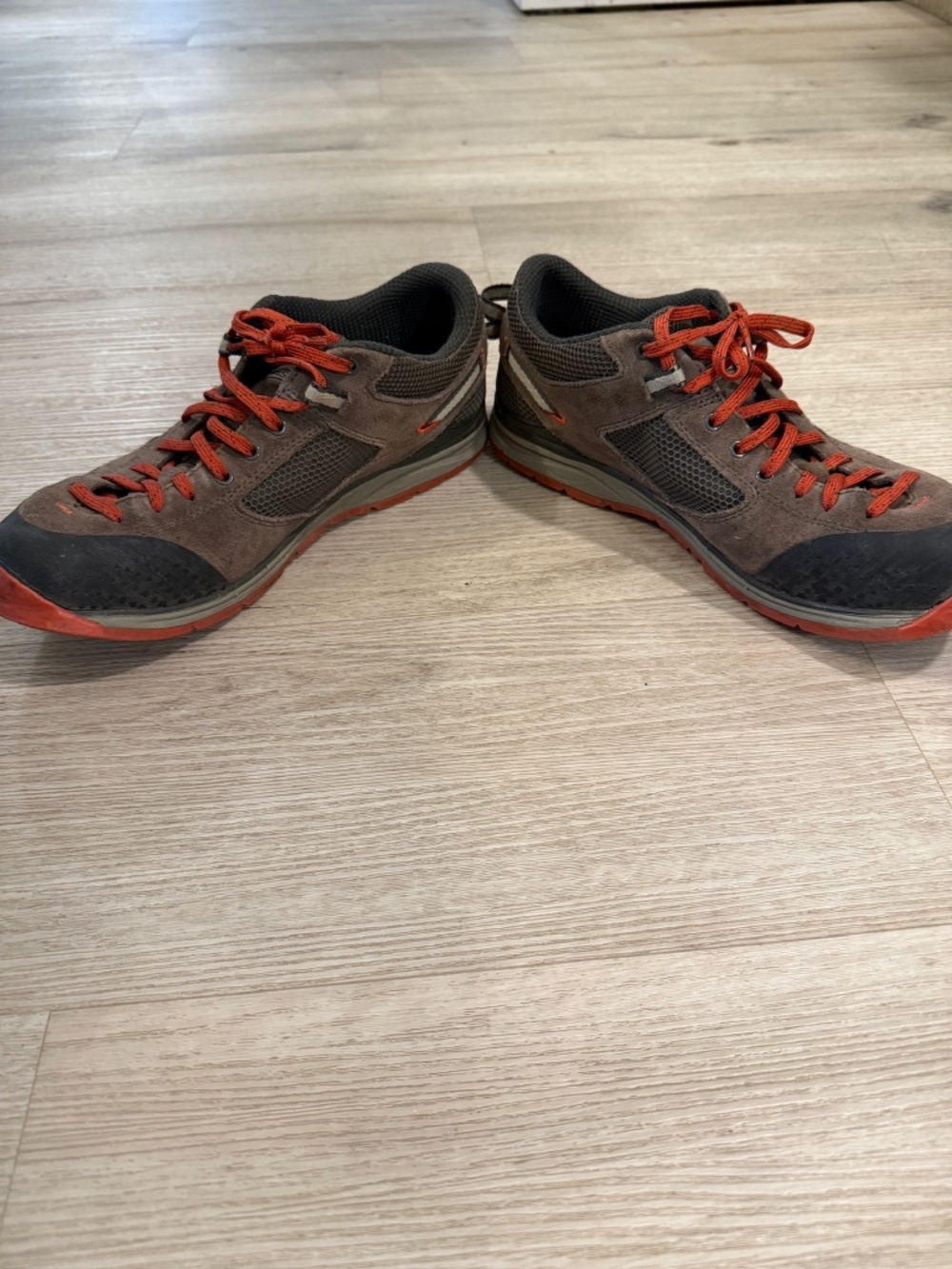 Vasquez size 12 mens shoes - Picture 2 of 5